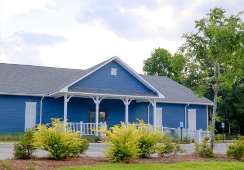 The Impact of Household Size on the Economy in Mobile County, Alabama
